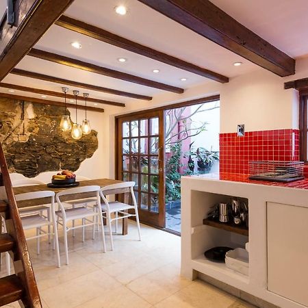 Central Cape Town, Stylish Home, With Private Courtyard Bagian luar foto