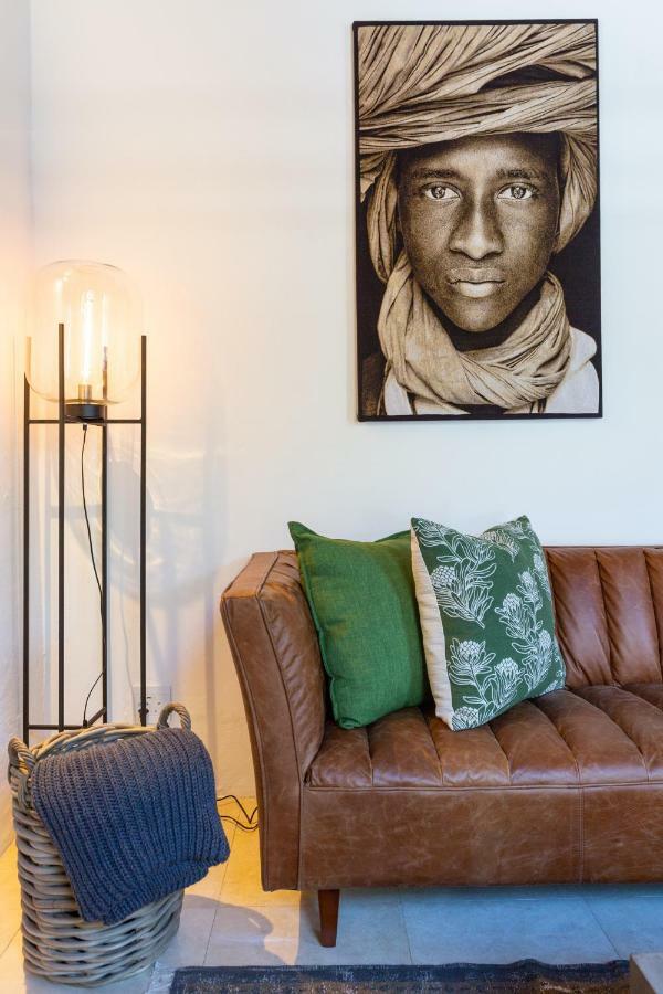 Central Cape Town, Stylish Home, With Private Courtyard Bagian luar foto