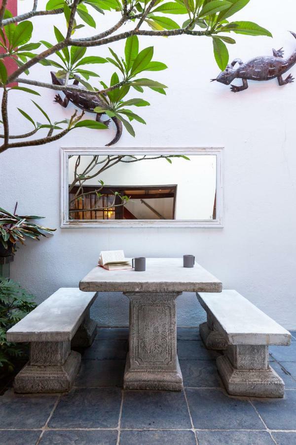 Central Cape Town, Stylish Home, With Private Courtyard Bagian luar foto