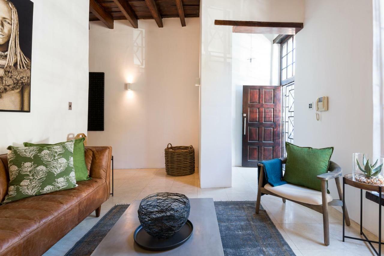 Central Cape Town, Stylish Home, With Private Courtyard Bagian luar foto
